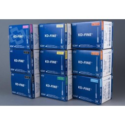 Disposable hypodermic needles, 100 pieces in a pack