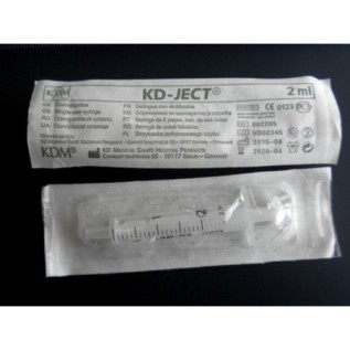 Single-use syringes 2 ml.