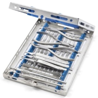 Orthodontic kit for brackets