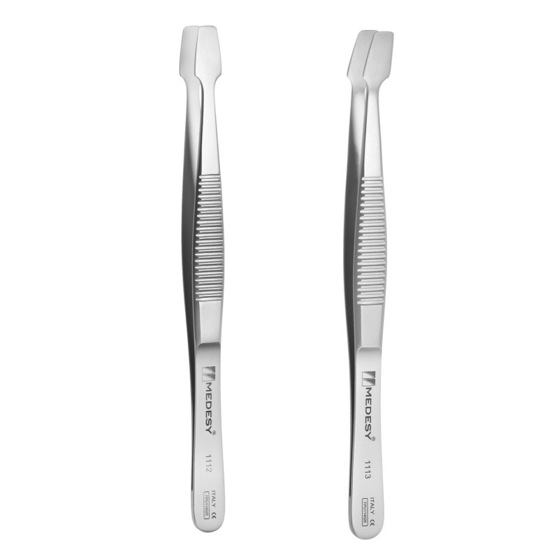 Tweezer for placing membranes