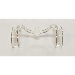 Cheek retractor